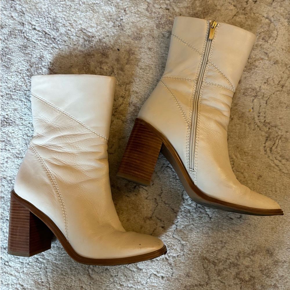 Franco Sarto Sz 9: Gently used cream designer, black heeled boots - REAL LEATHER